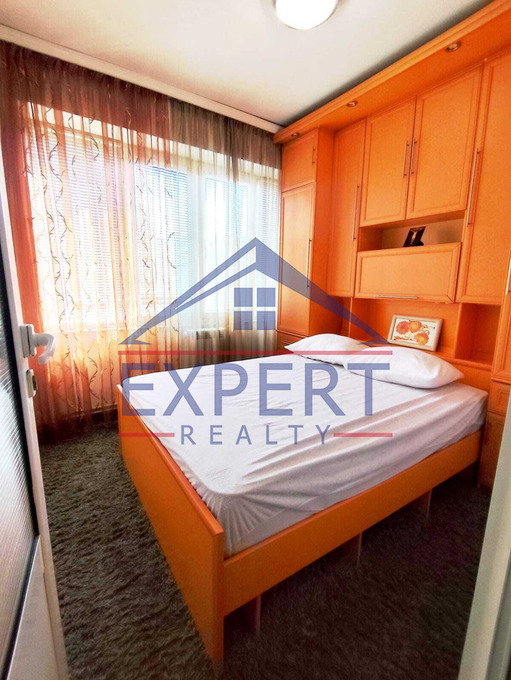 ԿԵՆՏՐՈՆ, ՄԱՇՏՈՑԻ ՊՈՂՈՏԱ, 1 ՍԵՆՅԱԿ