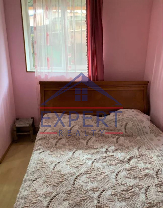 ԿԵՆՏՐՈՆ, ԲԱՐՁՐԱԲԵՐԴԻ ՓՈՂՈՑ, 5 ՍԵՆՅԱԿ