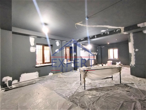 ԿԵՆՏՐՈՆ, ՆԱԼԲԱՆԴՅԱՆ ՓՈՂՈՑ, 167 ՔՄ