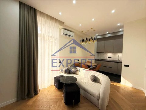 ԿԵՆՏՐՈՆ, ԱՂԱՅԱՆ ՓՈՂՈՑ, 3 ՍԵՆՅԱԿ