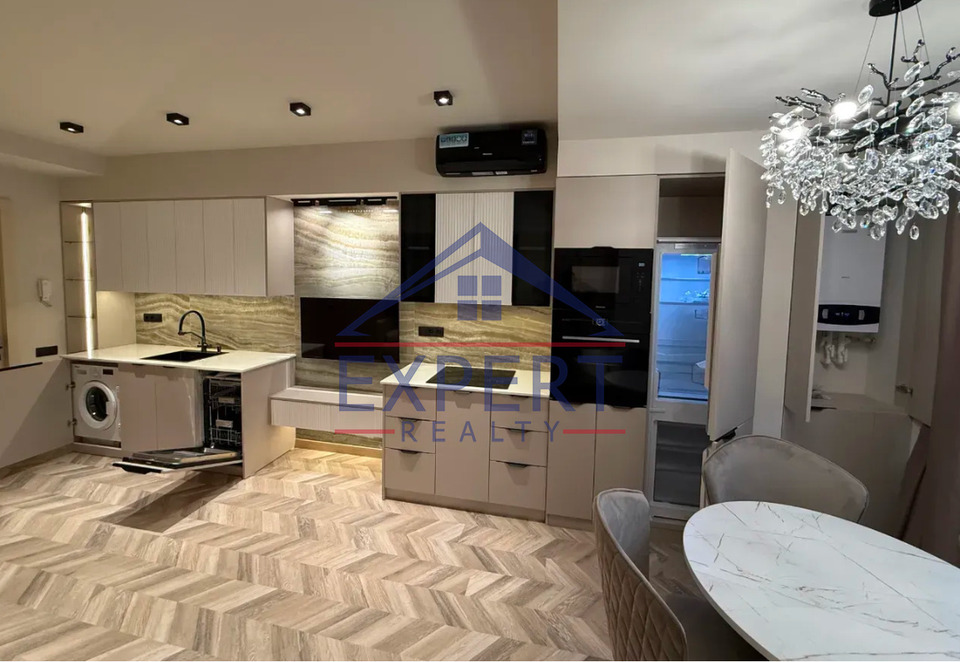 ԱՐԱԲԿԻՐ, ՕՐԲԵԼՈՒ ՓՈՂՈՑ, 3 ՍԵՆՅԱԿ