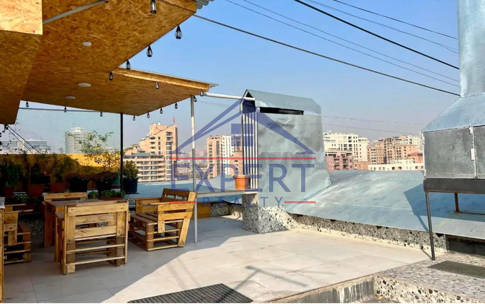 ԿԵՆՏՐՈՆ, ԵԶՆԻԿ ԿՈՂԲԱՑԻ  3 ՍԵՆՅԱԿ