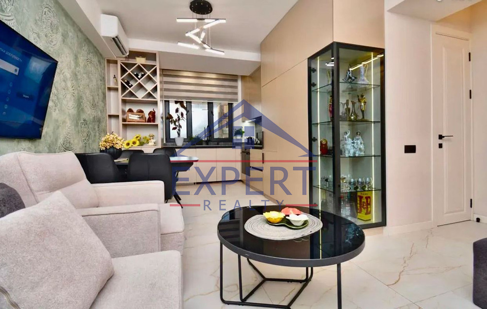 ԿԵՆՏՐՈՆ, ԱՄԻՐՅԱՆ ՓՈՂՈՑ , 2 ՍԵՆՅԱԿ