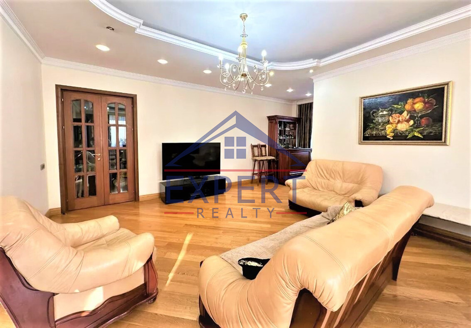 ԿԵՆՏՐՈՆ, ԱԲՈՎՅԱՆ ՓՈՂՈՑ, 4 ՍԵՆՅԱԿ