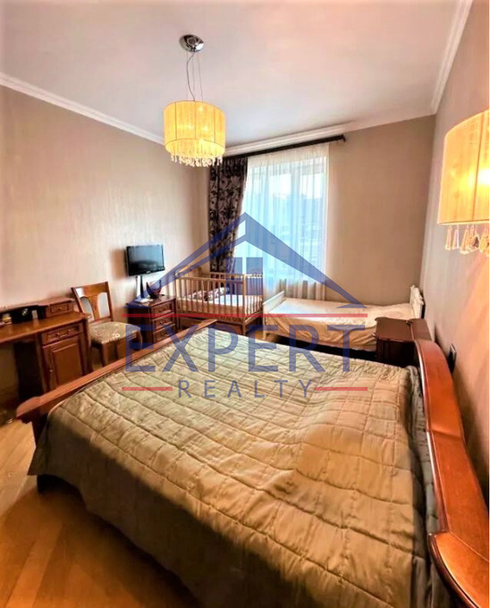 ԿԵՆՏՐՈՆ, ԱԲՈՎՅԱՆ ՓՈՂՈՑ, 4 ՍԵՆՅԱԿ