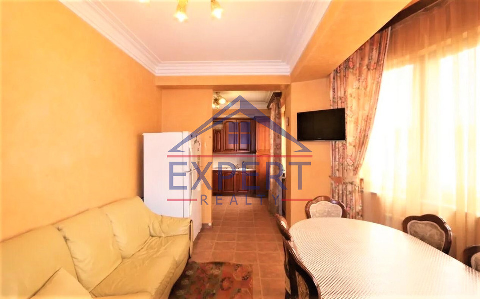 ԿԵՆՏՐՈՆ, ՎԱՐԴԱՆԱՆՑ ՓՈՂՈՑ, 4 ՍԵՆՅԱԿ