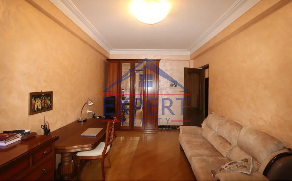 ԿԵՆՏՐՈՆ, ՎԱՐԴԱՆԱՆՑ ՓՈՂՈՑ, 4 ՍԵՆՅԱԿ