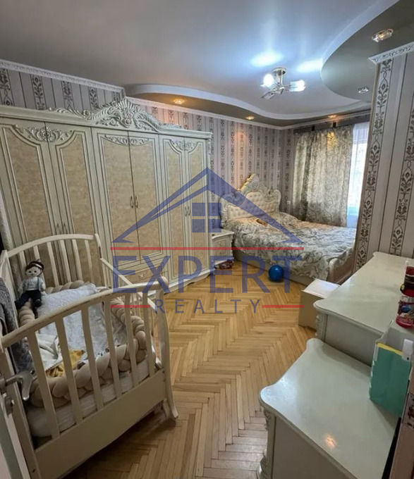 ԱՐԱԲԿԻՐ, ԱՎԵՏ ԱՎԵՏԻՍՅԱՆ ՓՈՂՈՑ 4 ՍԵՆՅԱԿ