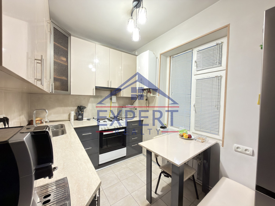 ԱՐԱԲԿԻՐ, ԳՅՈՒԼԲԵԿՅԱՆ ՓՈՂՈՑ, 3 ՍԵՆՅԱԿ