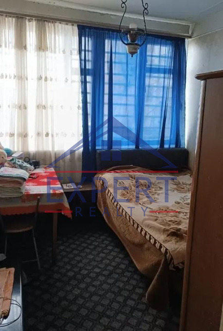 ԿԵՆՏՈՆ, ԳևՈՐԳ ՋԱՀՈՒԿՅԱՆ ՓՈՂՈՑ, 2 ՍԵՆՅԱԿ
