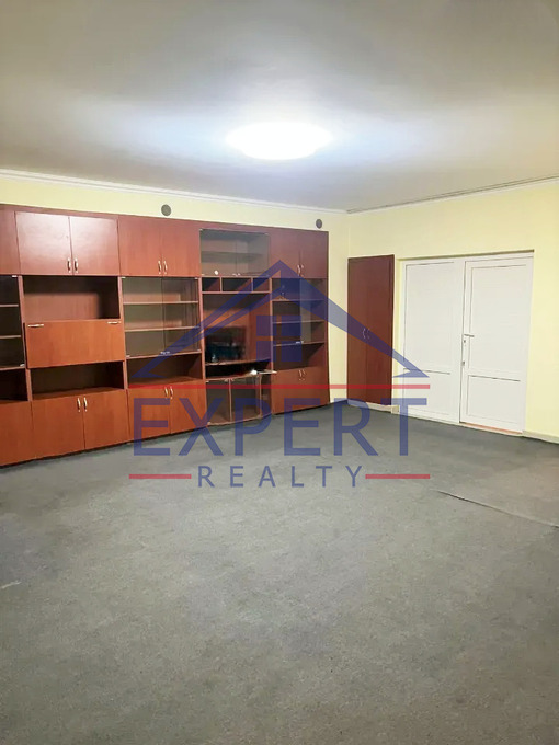 ԿԵՆՏՐՈՆ, ԲՐՅՈՒՍՈՎԻ ՓՈՂՈՑ, 90ՔՄ․