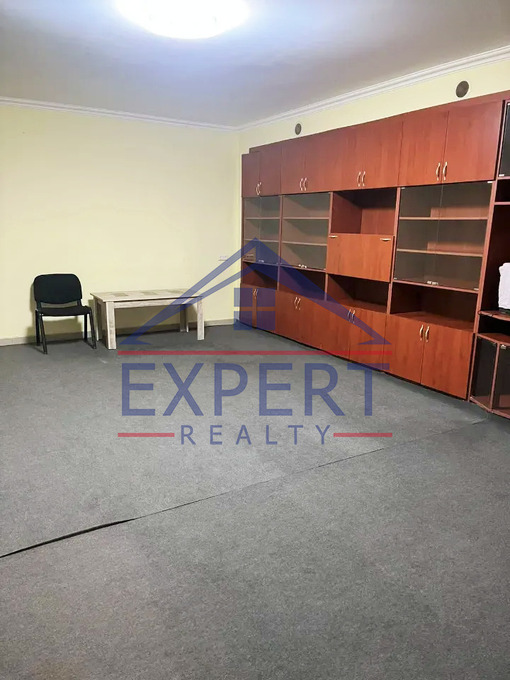 ԿԵՆՏՐՈՆ, ԲՐՅՈՒՍՈՎԻ ՓՈՂՈՑ, 90ՔՄ․