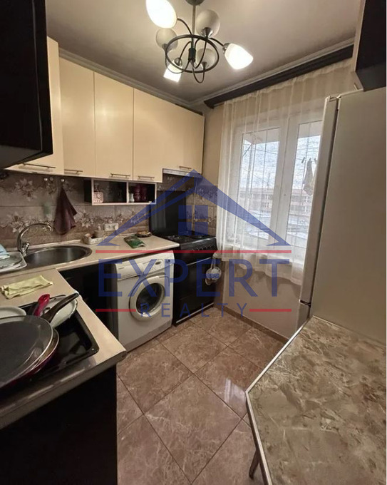 ՔԱՆԱՔԵՌ ԶԵՅԹՈՒՆ,ՌՈՒԲԻՆՅԱՆՑ ՓՈՂՈՑ 2 ՍԵՆՅԱԿ