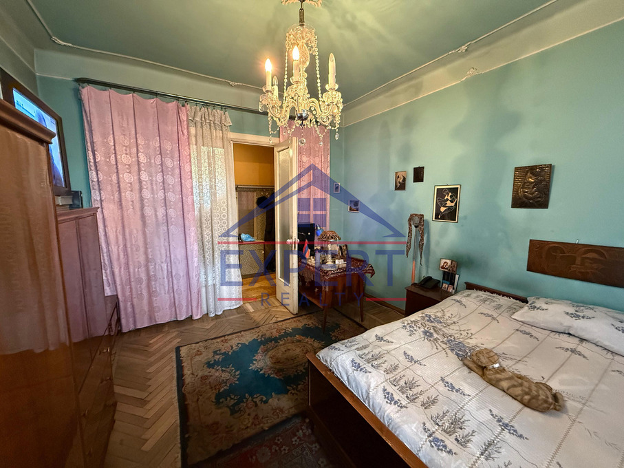 ԱՐԱԲԿԻՐ,ՎԱԶԳԵՆ ԱՌԱՋԻՆ ՎԵՀԱՓԱՌ ՓՈՂՈՑ , 3 ՍԵՆՅԱԿ