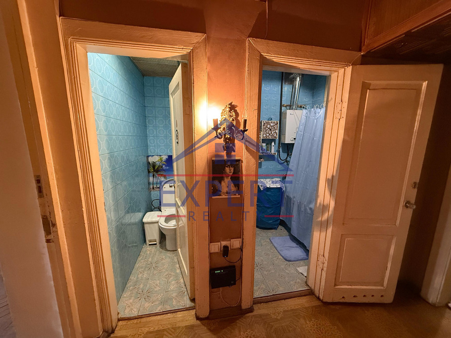 ԱՐԱԲԿԻՐ,ՎԱԶԳԵՆ ԱՌԱՋԻՆ ՎԵՀԱՓԱՌ ՓՈՂՈՑ , 3 ՍԵՆՅԱԿ