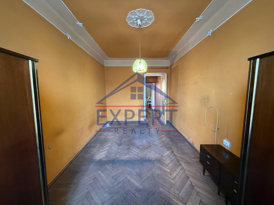 ԱՐԱԲԿԻՐ,ՎԱԶԳԵՆ ԱՌԱՋԻՆ ՎԵՀԱՓԱՌ ՓՈՂՈՑ , 3 ՍԵՆՅԱԿ