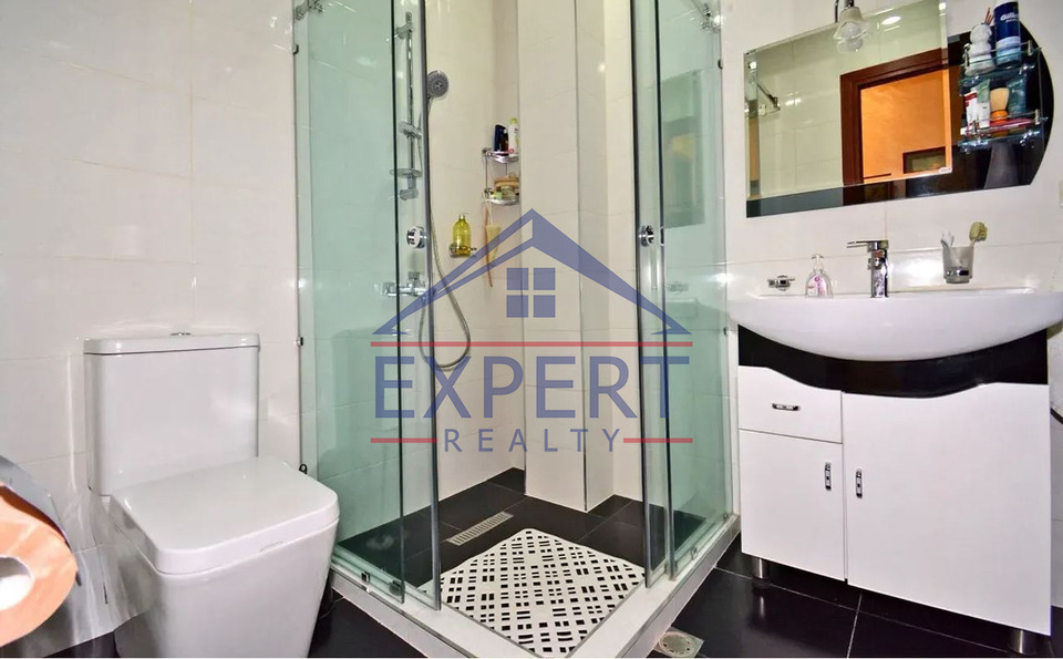 ԿԵՆՏՐՈՆ, ԱՐԱՄԻ ՓՈՂՈՑ, 4 ՍԵՆՅԱԿ