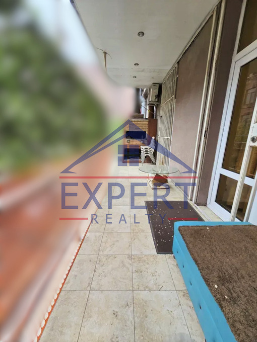 ԿԵՆՏՐՈՆ, ԱՄԻՐՅԱՆ ՓՈՂՈՑ, 3 ՍԵՆՅԱԿ