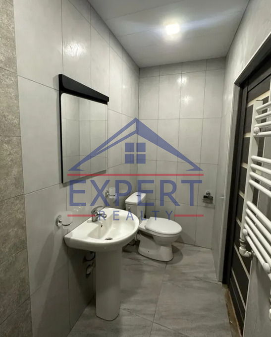 ԿԵՆՏՐՈՆ, ԱՅԳԵՍՏԱՆ, 3 ՍԵՆՅԱԿ