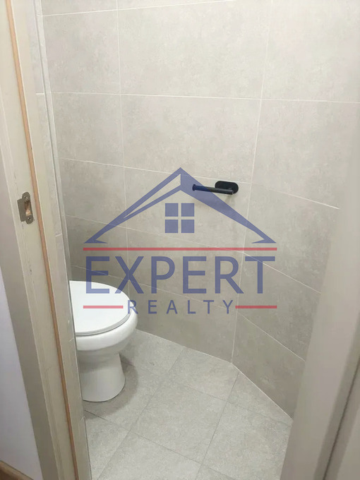 ԿԵՆՏՐՈՆ, ԲԱՂՐԱՄՅԱՆ ՊՈՂՈՏԱ, 2 ՍԵՆՅԱԿ