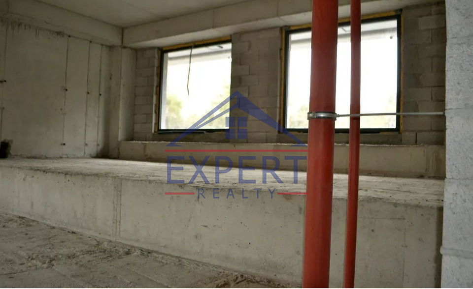 ԱՋԱՓՆՅԱԿ, ԱԼԻԽԱՆՅԱՆ ԵՂԲԱՅՐՆԵՐԻ ՓՈՂՈՑ, 103ք