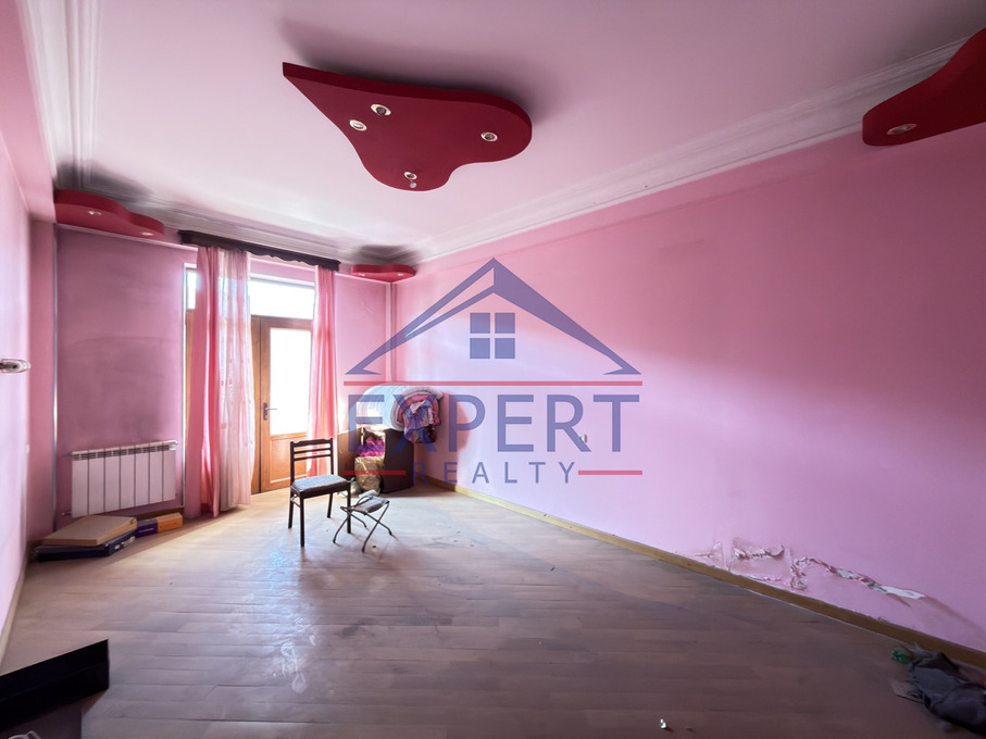 ԿԵՆՏՐՈՆ, ՎԱՐԴԱՆԱՆՑ ՓՈՂՈՑ, 4 ՍԵՆՅԱԿ