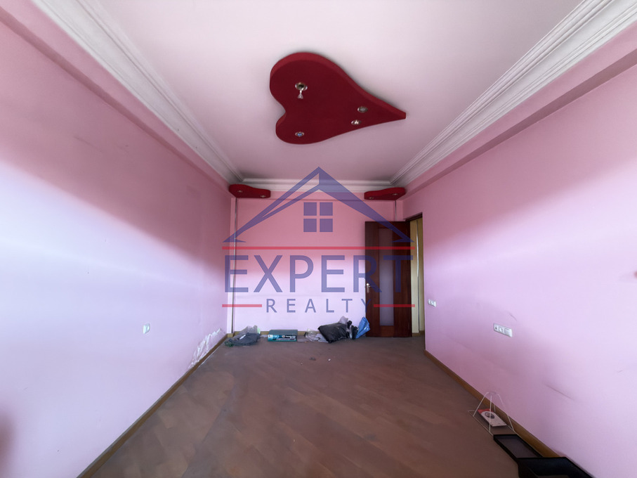 ԿԵՆՏՐՈՆ, ՎԱՐԴԱՆԱՆՑ ՓՈՂՈՑ, 4 ՍԵՆՅԱԿ