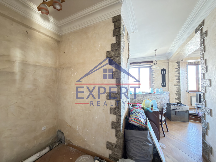 ԿԵՆՏՐՈՆ, ՎԱՐԴԱՆԱՆՑ ՓՈՂՈՑ, 4 ՍԵՆՅԱԿ