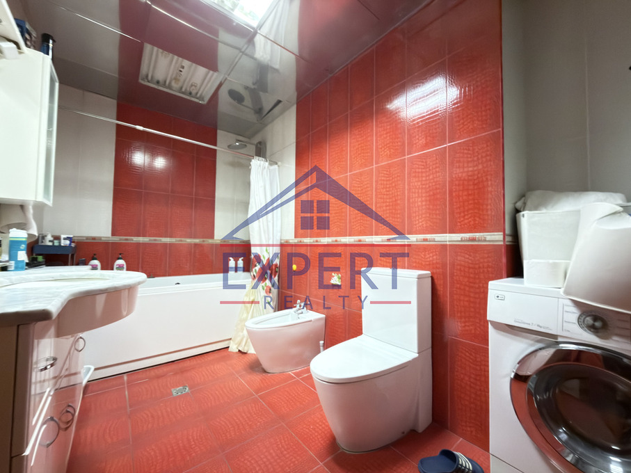 ԿԵՆՏՐՈՆ, ՎԱՐԴԱՆԱՆՑ ՓՈՂՈՑ, 4 ՍԵՆՅԱԿ