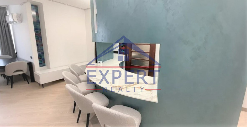 ԿԵՆՏՐՈՆ, ՍԱՅԱԹ ՆՈՎԱ ՊՈՂՈՏԱ, 3 ՍԵՆՅԱԿ