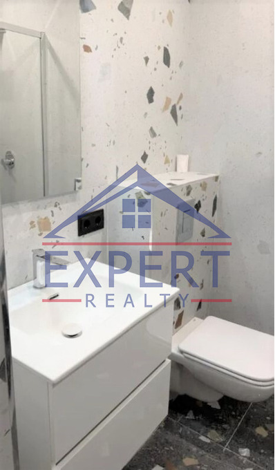 ԿԵՆՏՐՈՆ, ՍԱՅԱԹ ՆՈՎԱ ՊՈՂՈՏԱ, 3 ՍԵՆՅԱԿ