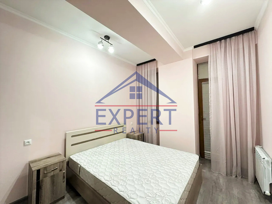 ԱՐԱԲԿԻՐ, ԱԴՈՆՑԻ ՓՈՂՈՑ, 2 ՍԵՆՅԱԿ