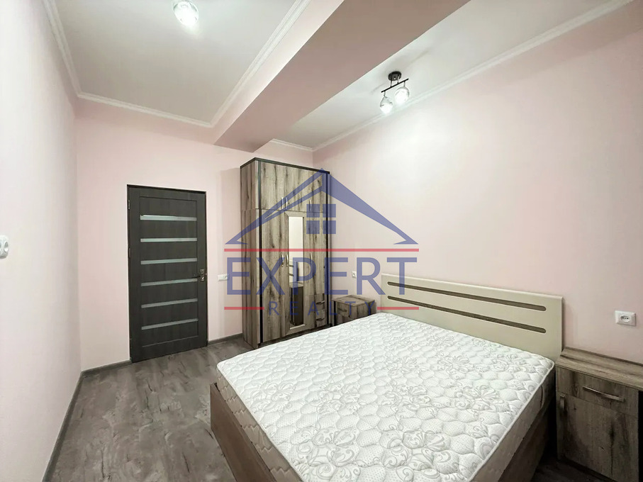 ԱՐԱԲԿԻՐ, ԱԴՈՆՑԻ ՓՈՂՈՑ, 2 ՍԵՆՅԱԿ