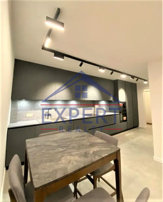 ԿԵՆՏՐՈՆ, ԲԱՂՐԱՄՆՅԱՆ ՊՈՂՈՏԱ, 2 ՍԵՆՅԱԿ