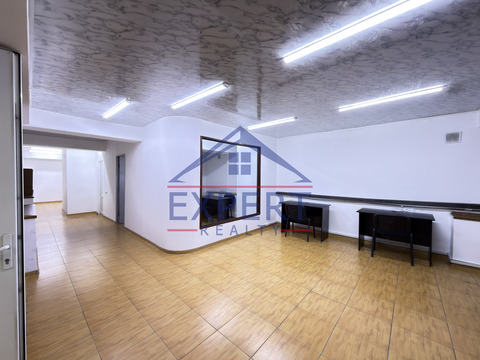 ԿԵՆՏՐՈՆ, ՊՈՒՇԿԻՆԻ ՓՈՂՈՑ, 83ՔՄ