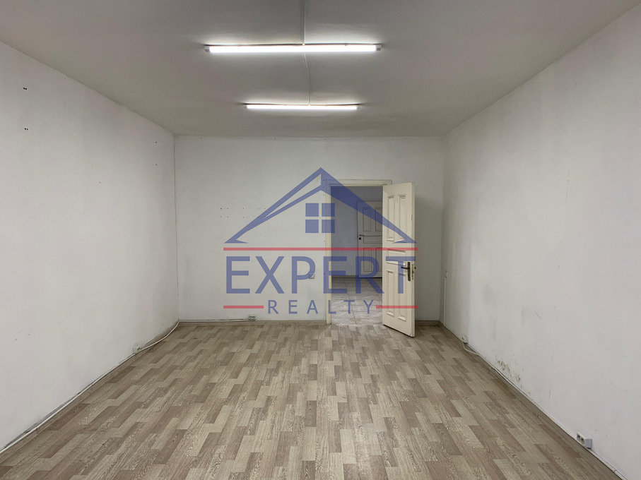 ԿԵՆՏՐՈՆ, ԱՐՇԱԿՈՒՆՅԱՆՑ ՊՈՂՈՏԱ  210 ՔՄ