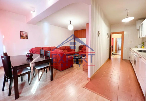 ԱՐԱԲԿԻՐ, ԱՐԱՄ ԽԱՉԱՏՐՅԱՆ ՓՈՂՈՑ, 3 ՍԵՆՅԱԿ