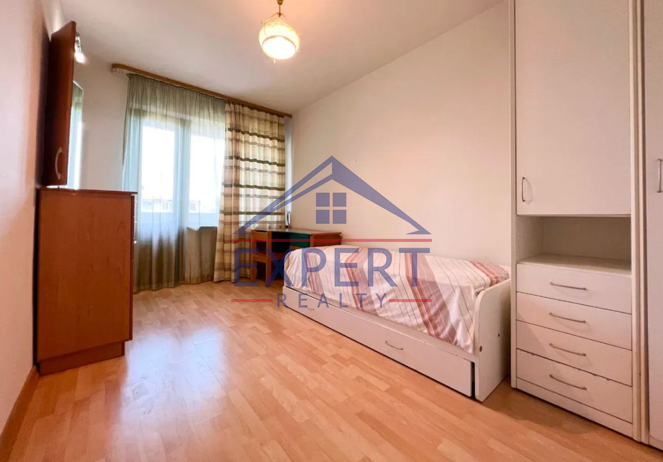 ԱՐԱԲԿԻՐ, ԱՐԱՄ ԽԱՉԱՏՐՅԱՆ ՓՈՂՈՑ, 3 ՍԵՆՅԱԿ