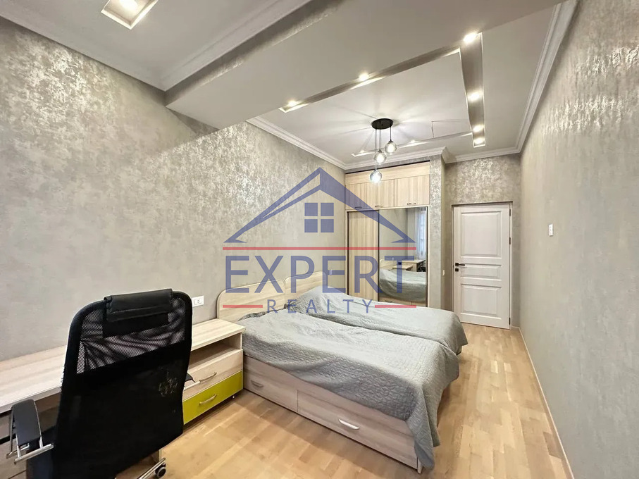 ԱՐԱԲԿԻՐ, ՆԻԿՈՂԱՅՈՍ ՏԻԳՐԱՆՅԱՆ ՓԱԿՈՒՂԻ, 2 ՍԵՆՅԱԿ