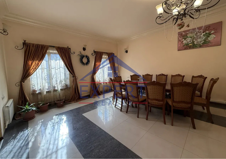 ՇԵՆԳԱՎԻԹ, ՄԱՐԿՎԱՐՏԻ ՓՈՂՈՑ, 340