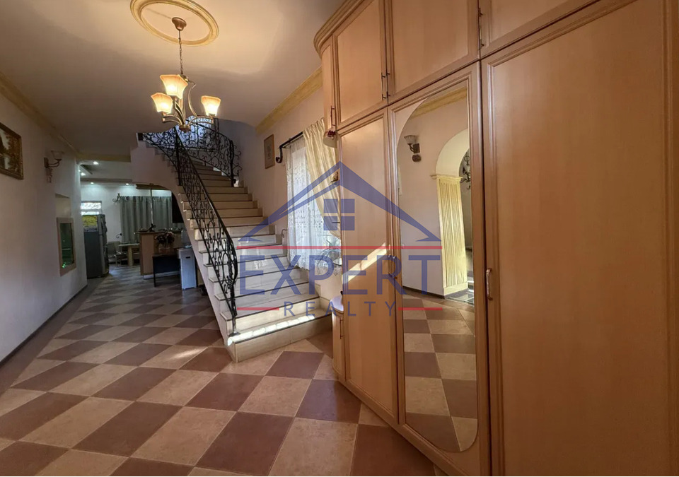 ՇԵՆԳԱՎԻԹ, ՄԱՐԿՎԱՐՏԻ ՓՈՂՈՑ, 340