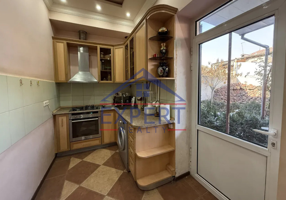 ՇԵՆԳԱՎԻԹ, ՄԱՐԿՎԱՐՏԻ ՓՈՂՈՑ, 340