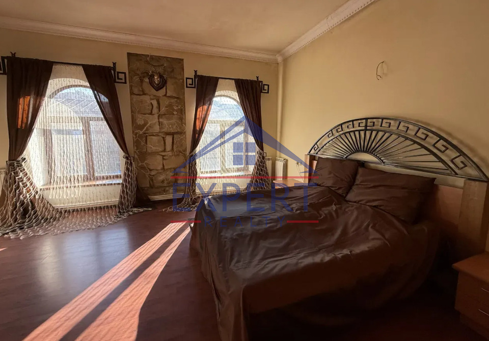 ՇԵՆԳԱՎԻԹ, ՄԱՐԿՎԱՐՏԻ ՓՈՂՈՑ, 340