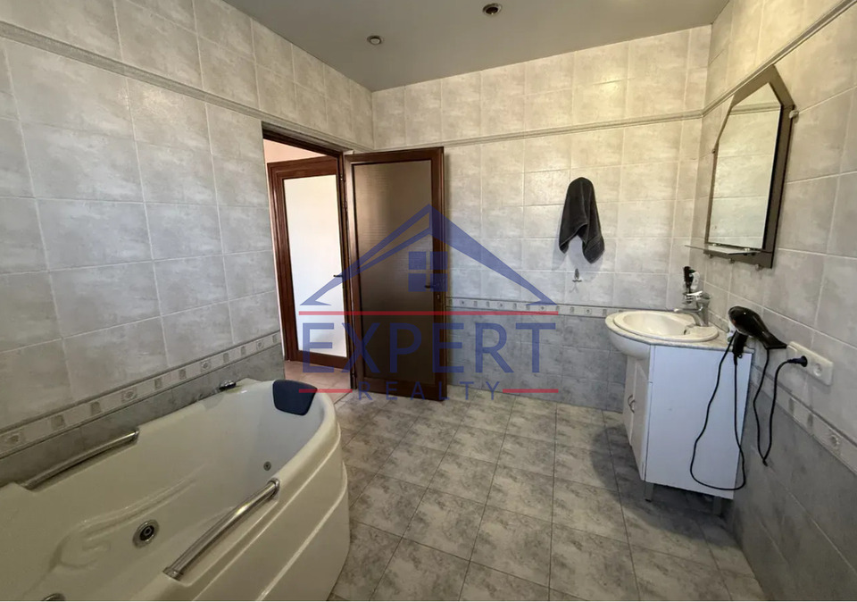 ՇԵՆԳԱՎԻԹ, ՄԱՐԿՎԱՐՏԻ ՓՈՂՈՑ, 340