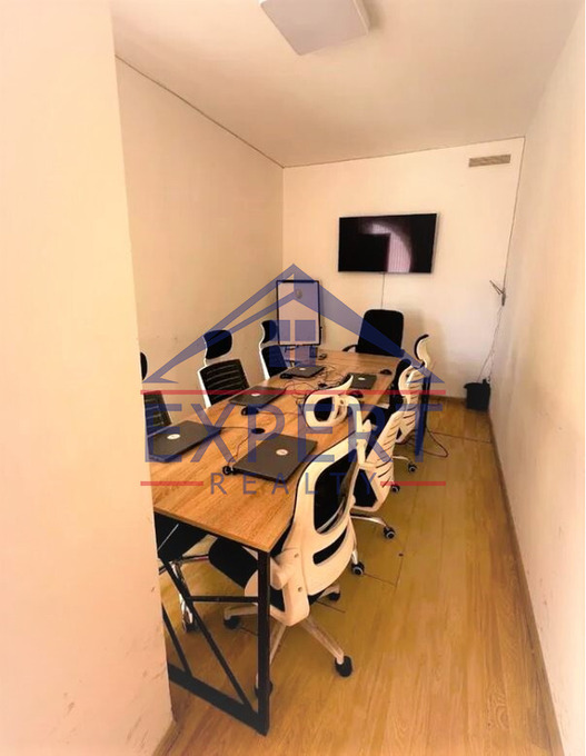 ԿԵՆՏՐՈՆ, ԵՐՎԱՆԴ ՔՈՉԱՐ ՓՈՂՈՑ, 180Ք