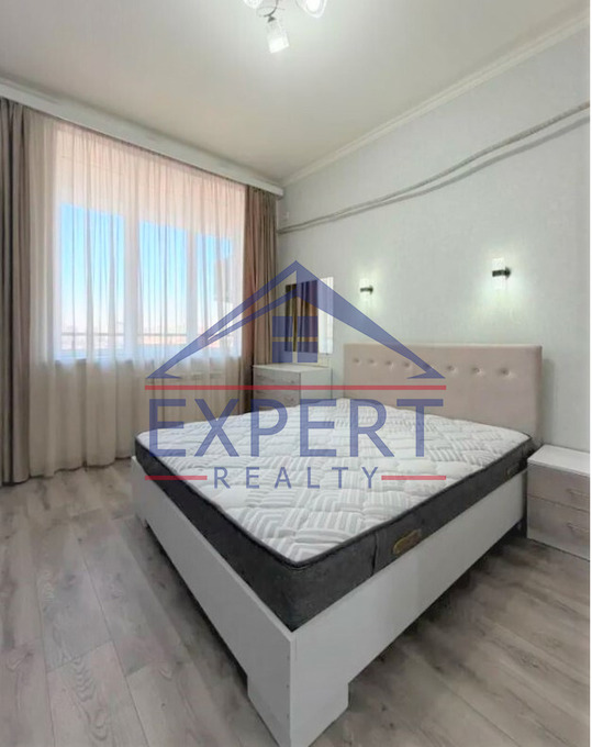 ԱՐԱԲԱԿԻՐ, ՆԱԻՐԻ ԶԱՐՅԱՆ ՓՈՂՈՑ, 3 ՍԵՆՅԱԿ