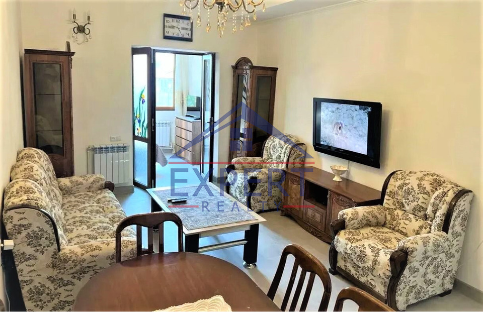 ԿԵՆՏՐՈՆ, ԽՈՐԵՆԱՑՈՒ ՓՈՂՈՑ, 4 ՍԵՆՅԱԿ