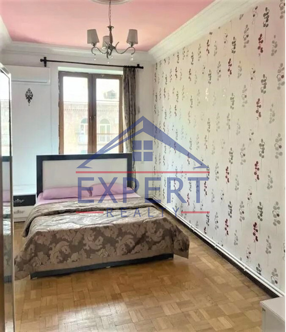 ԿԵՆՏՐՈՆ, ԽՈՐԵՆԱՑՈՒ ՓՈՂՈՑ, 4 ՍԵՆՅԱԿ