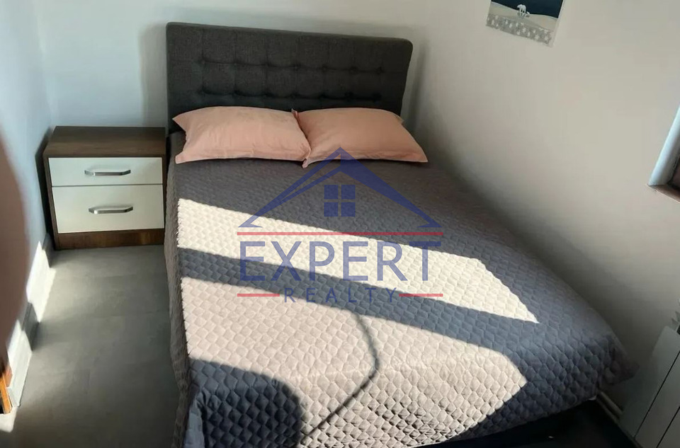 ԿԵՆՏՐՈՆ, ԽՈՐԵՆԱՑՈՒ ՓՈՂՈՑ, 4 ՍԵՆՅԱԿ