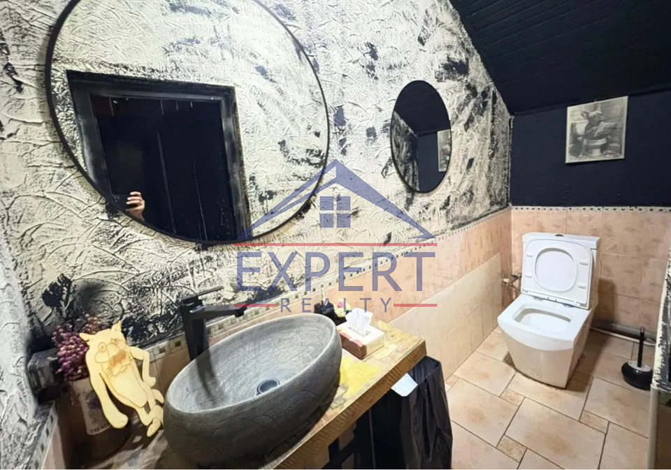 ԿԵՆՏՐՈՆ, ՏԵՐՅԱՆ ՓՈՂՈՑ, 180քմ